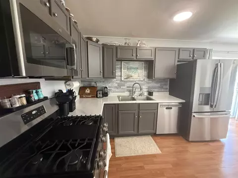 926 Bryant, Jackson, MI 49202 photo 4