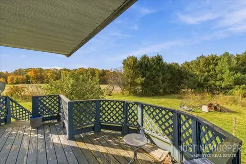 Exterior - 884 44th, Pullman, MI 49450 photo 11 of 14