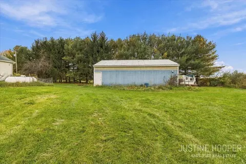 Exterior - 884 44th, Pullman, MI 49450 photo 13 of 14