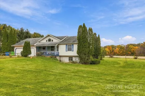 Exterior - 884 44th, Pullman, MI 49450 photo 2 of 14
