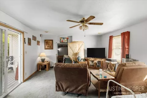 Living - 884 44th, Pullman, MI 49450 photo 1 of 1