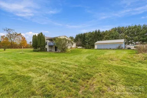 Exterior - 884 44th, Pullman, MI 49450 photo 10 of 14