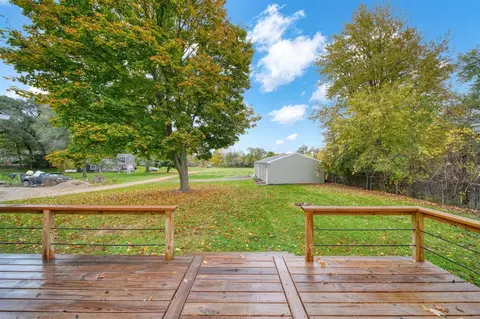 Exterior - 2995 S Meridian, Jackson, MI 49203 photo 8 of 13