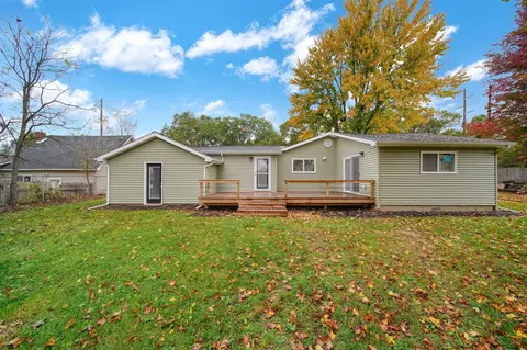 Exterior - 2995 S Meridian, Jackson, MI 49203 photo 4 of 13
