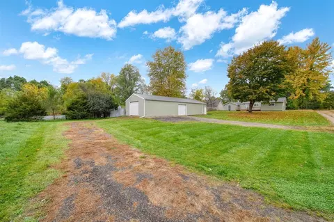 Exterior - 2995 S Meridian, Jackson, MI 49203 photo 13 of 13