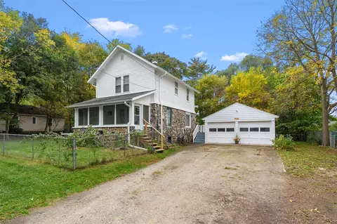 570 Harway, Kalamazoo, MI 49048