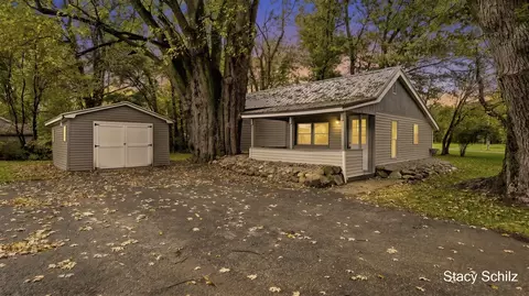 123 Sherman, Nashville, MI 49073