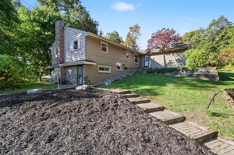 1573 N 37th, Galesburg, MI 49053