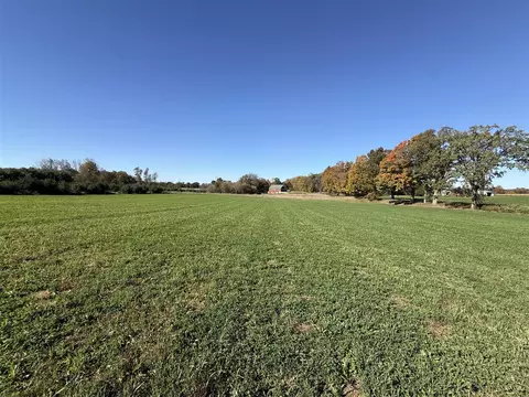 B Drive South, Marshall, MI 49068 photo 4