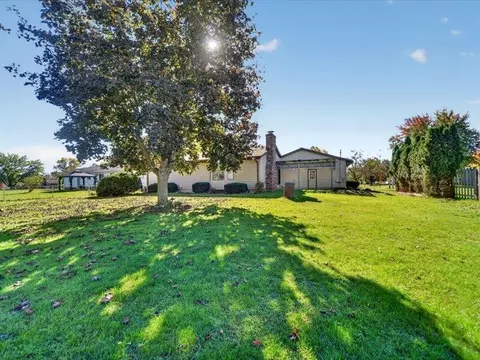 Exterior - 4148 Feldman, Jackson, MI 49201 photo 7 of 9
