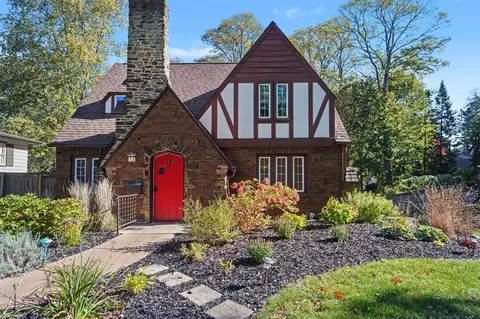 119 S Ridgeway, Battle Creek, MI 49015