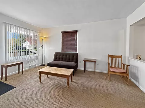 Living - 919 Mel, Lansing, MI 48911 photo 2 of 3