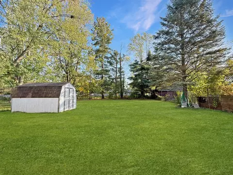 Exterior - 919 Mel, Lansing, MI 48911 photo 3 of 4