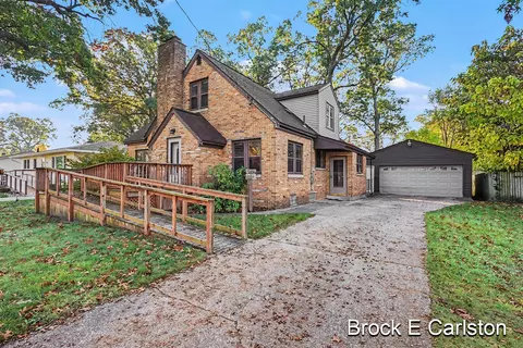 1711 Langeland, Muskegon, MI 49442