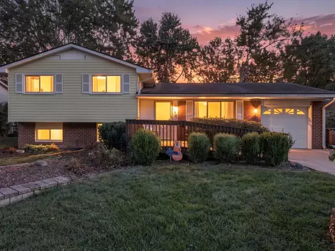 1740 Dover, Ypsilanti, MI 48198