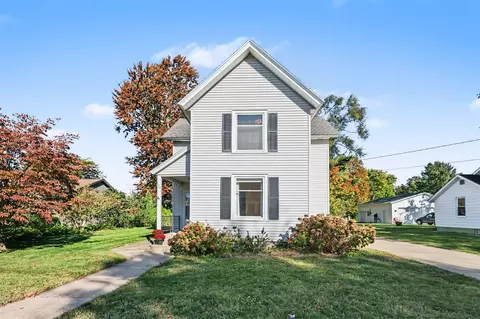 325 E Lincoln, Zeeland, MI 49464