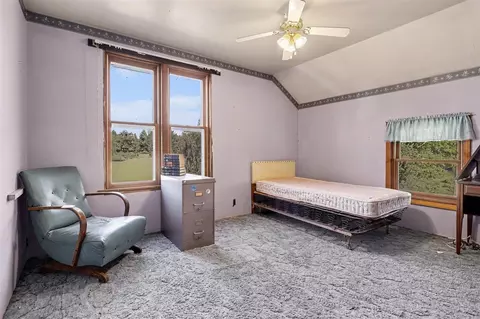 Bedroom - 9011 15 12 Mile, Marshall, MI 49068 photo 3 of 4