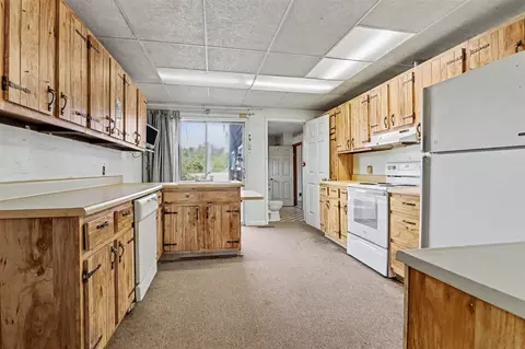 Kitchen - 9011 15 12 Mile, Marshall, MI 49068 photo 1 of 2