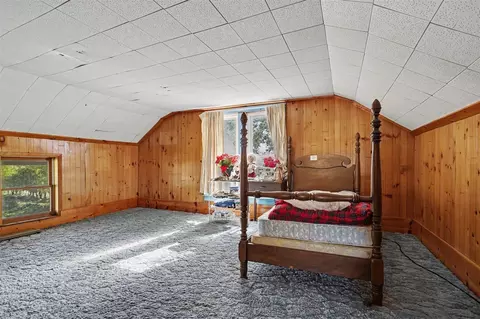 Bedroom - 9011 15 12 Mile, Marshall, MI 49068 photo 4 of 4