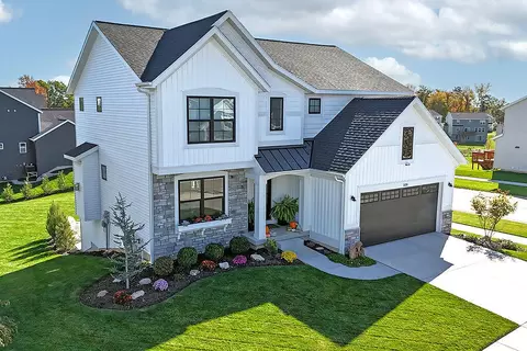 508 Park Pl, Rockford, MI 49341
