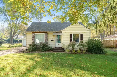 1610 Fulton, Kalamazoo, MI 49001