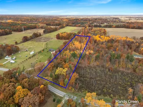 10021 16 Mile, Cedar Springs, MI 49319