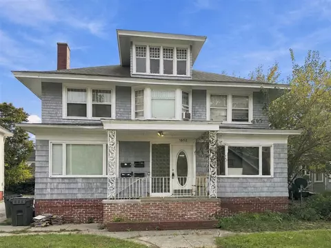 1652 Peck, Muskegon, MI 49441