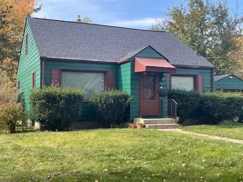 933 Southworth, Kalamazoo, MI 49048