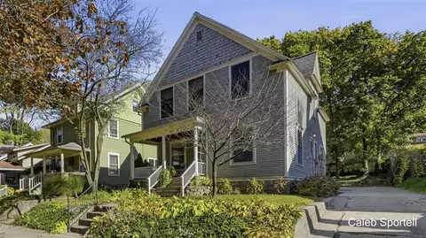 44 Auburn, Grand Rapids, MI 49506