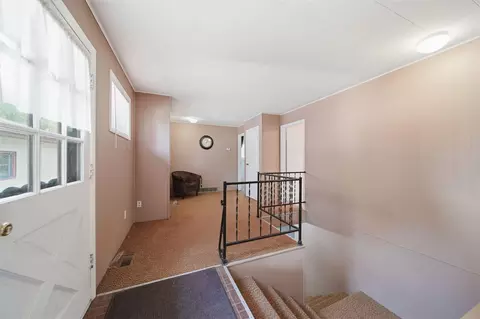Entry Way - 11752 S S Lk, Jerome, MI 49249 photo 3 of 4