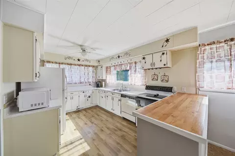 Kitchen - 11752 S S Lk, Jerome, MI 49249 photo 1 of 3