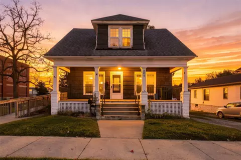 205 Railroad, Chelsea, MI 48118
