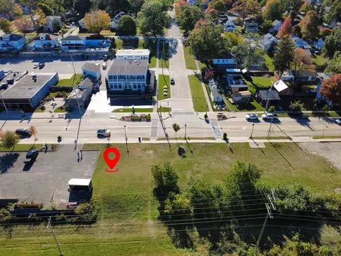 2020 Lakeshore, Muskegon, MI 49441