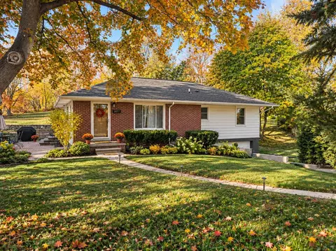 7707 2nd, Dexter, MI 48130