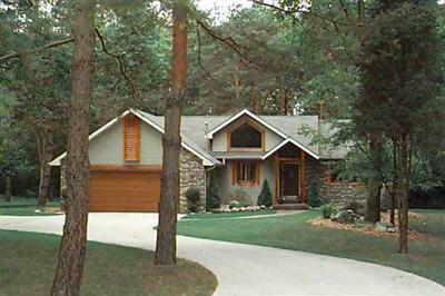 400 River Bnd, Flushing, MI 48433 photo 1
