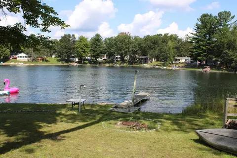 6791 Swallow, Harrison, MI 48625 photo 2