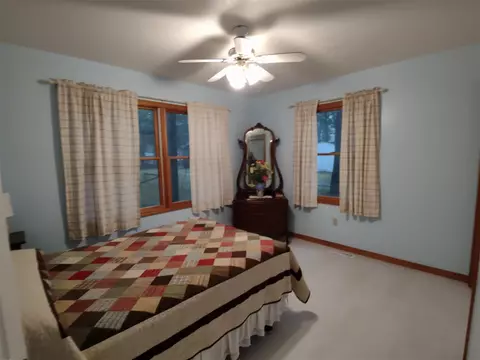 996 S S Cres, Au Gres, MI 48703 photo 25