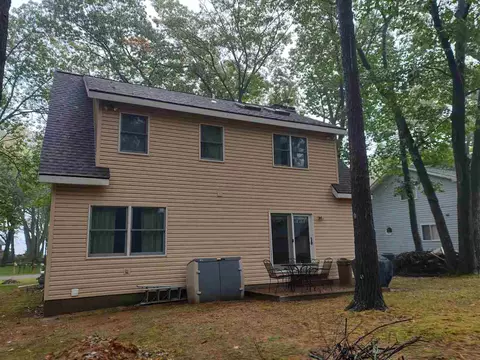 996 S S Cres, Au Gres, MI 48703 photo 7