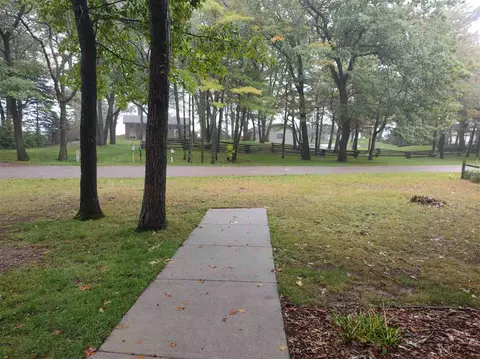 996 S S Cres, Au Gres, MI 48703 photo 13