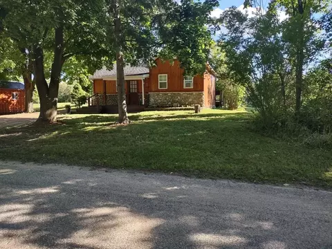 302 E 2nd, Clare, MI 48617 photo 5