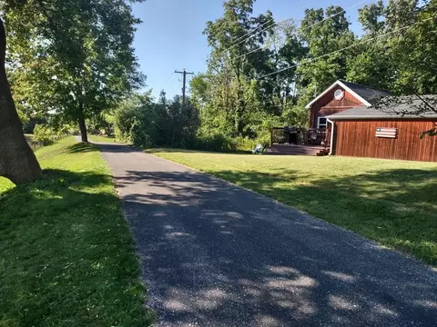 302 E 2nd, Clare, MI 48617 photo 9