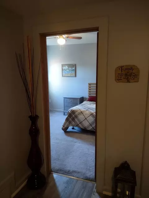 302 E 2nd, Clare, MI 48617 photo 32