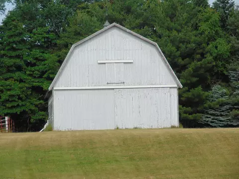 616 E Tyler, Alma, MI 48801 photo 2