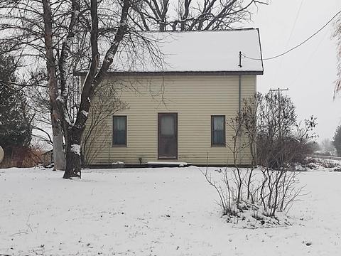 498 W Main St W Twining, Twining, MI 48766 photo 2