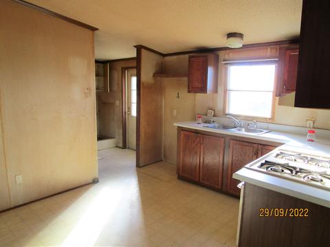 5209 Plank, Gladwin, MI 48624 photo 3