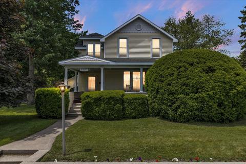 218 S Saint Johns, Ithaca, MI 48847 photo 2