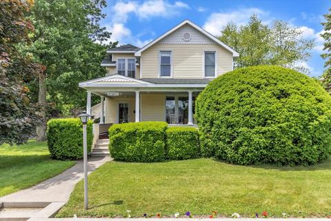 218 S Saint Johns, Ithaca, MI 48847 photo 1