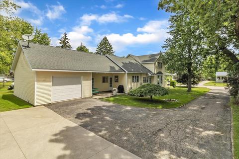218 S Saint Johns, Ithaca, MI 48847 photo 5
