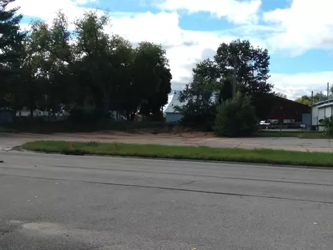 406 E 5th, Clare, MI 48617 photo 9