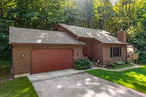 1428 Dracka, Traverse City, MI 49685 photo 3